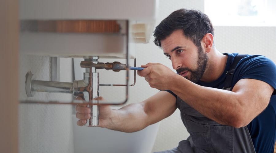 Water heater installation in Jonesboro, IN